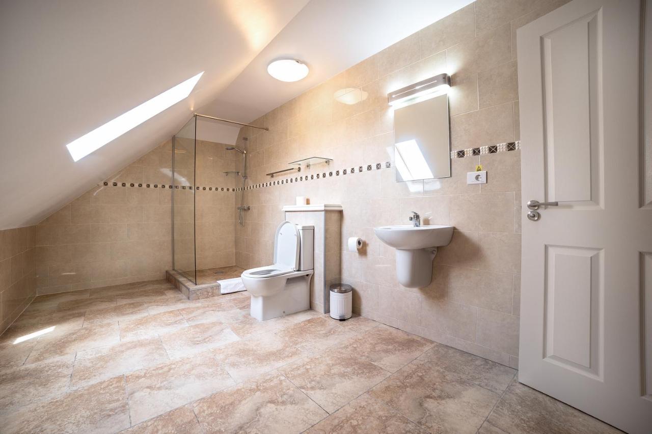 The Frontier Hotel Siret Εξωτερικό φωτογραφία